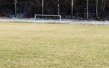 Wintervorbereitung für den Sportplatz