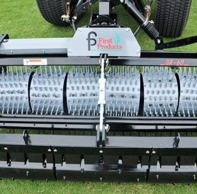 AERA-Vator mit Multizinken-Rotorwelle zur Lockerung und Belüftung.